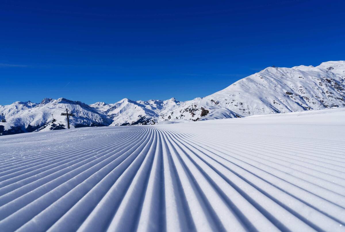 Skifahren Tux
